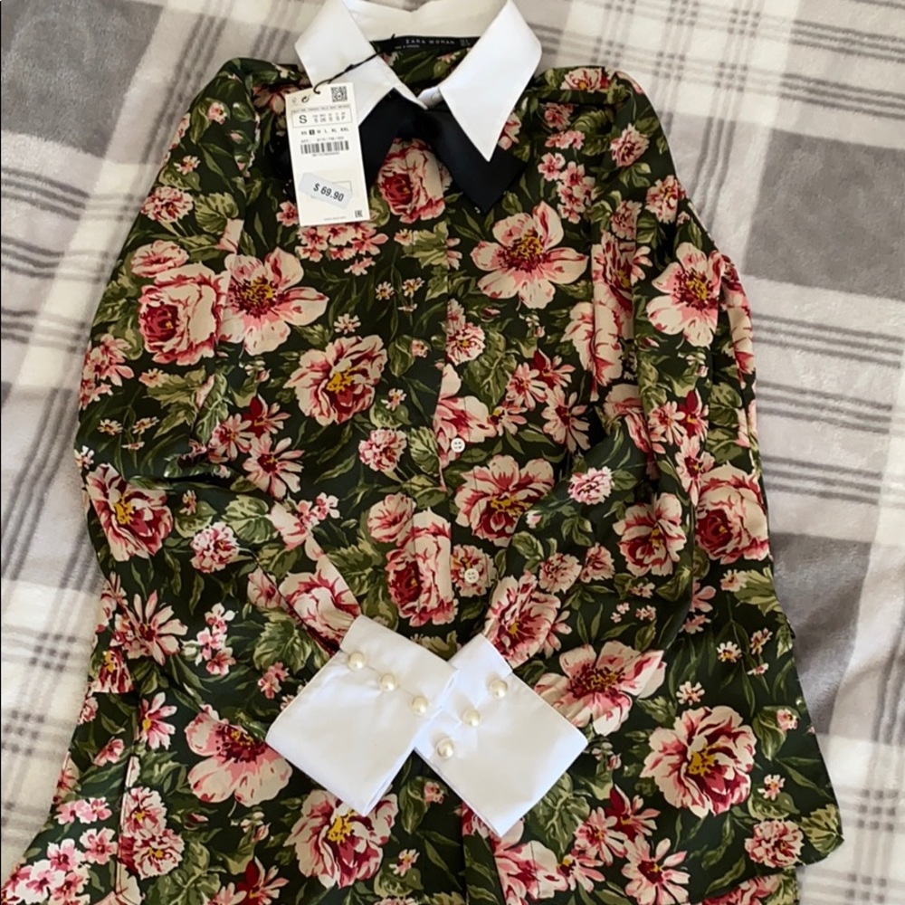 Zara floral blouse